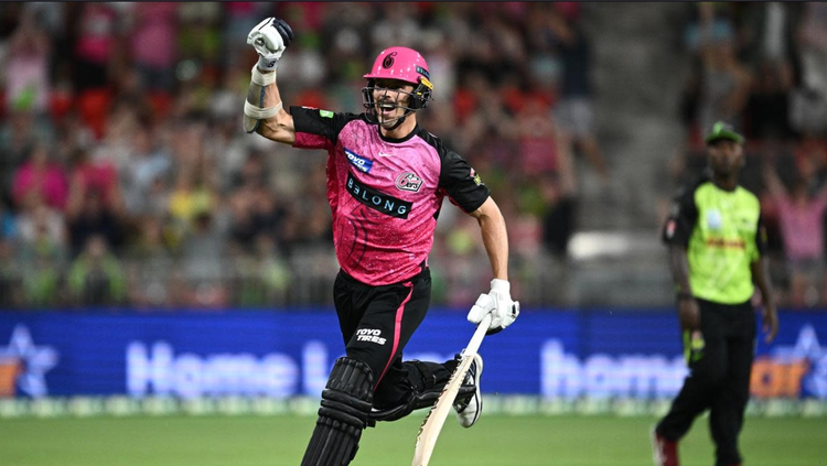 Dwarshuis_Leads_Sydney_Sixers_to_Thrilling_Last_Ball_Win_in_BBL