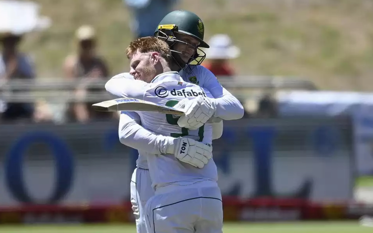 Prince's princes play princely innings to put SA on top