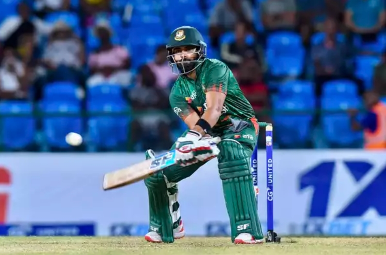 Shamim_Hossain_credits_AB_de_Villiers_for_change_in_batting_approach
